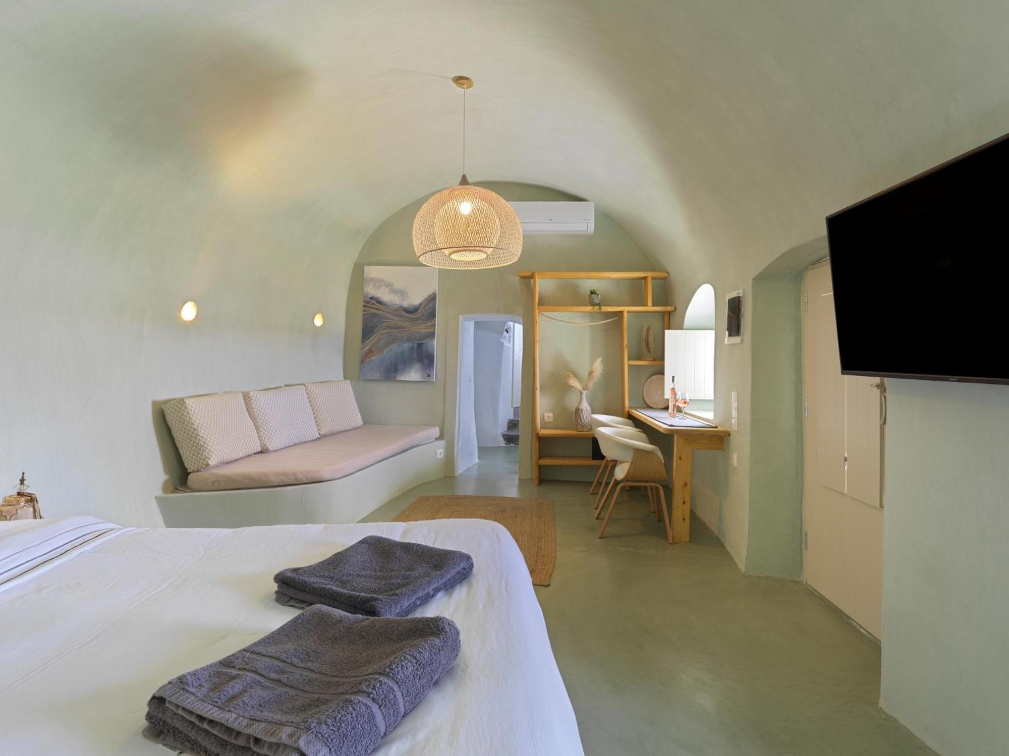 Secret Gem Suites Oia  Ruang foto